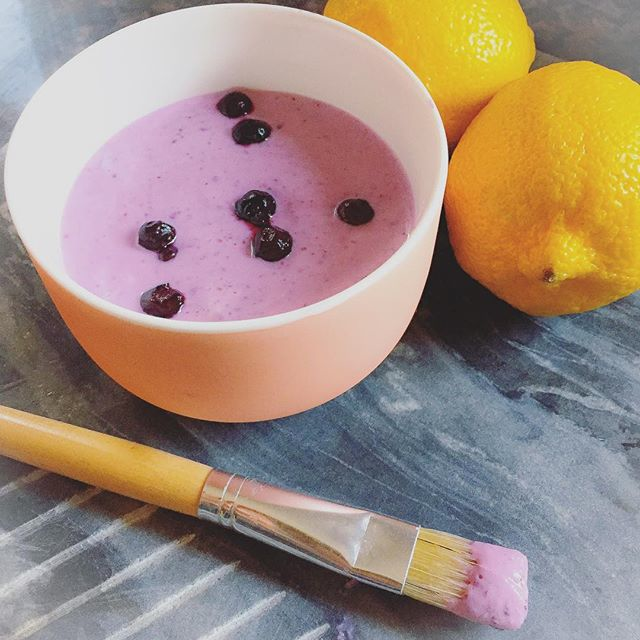 Glow More With A Blueberry Skin Smoothie Mask!
