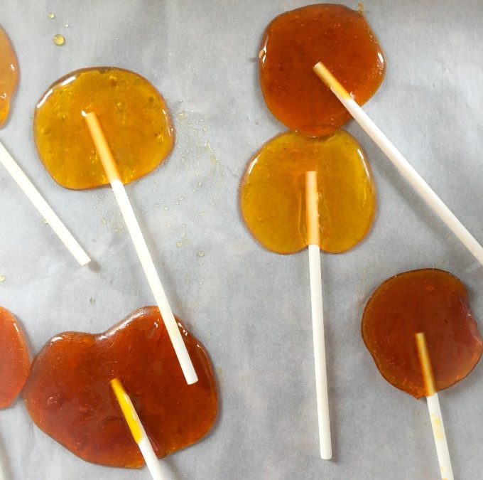 Honey Vanilla Toffee Lollipop Candy !