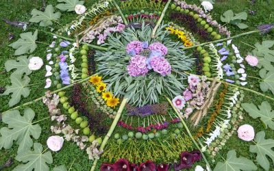 A Gorgeous Meditative Art Exercise To Help Bring Your Dreams To Life