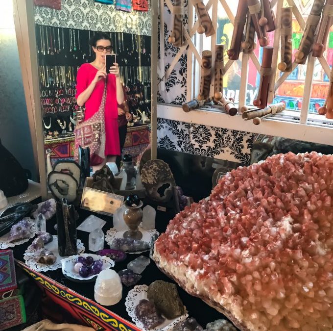 Mirror Magic For Boosting Your Self-Love And Confidence In A Minute!