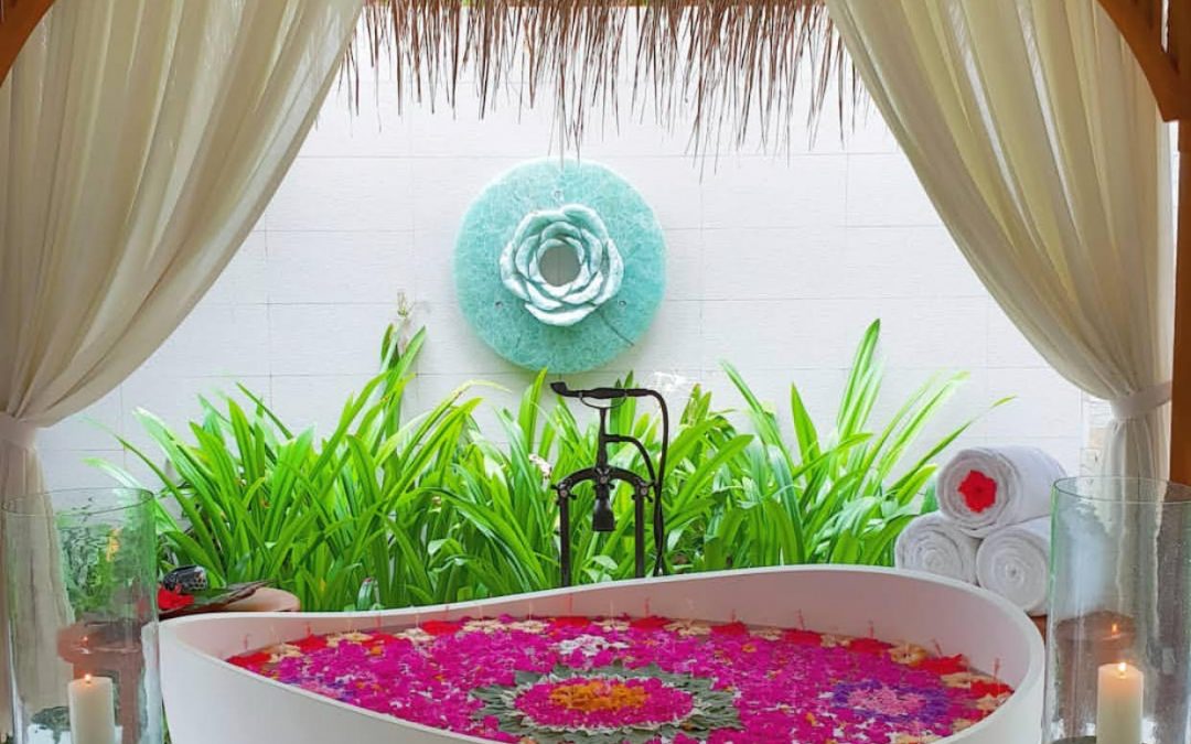 7 Ways To Integrate Simple + Powerful Self-Care Into Every Part Of Your Day!